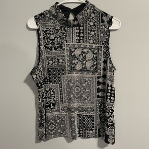 Women’s tank top xscape by Joanna chan size large flaw